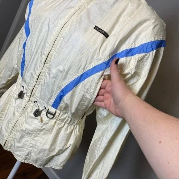 Vintage Descente Women's Ski Jacket Size XS Water-Resistant Cream & Blue Adjusta - Picture 12 of 13
